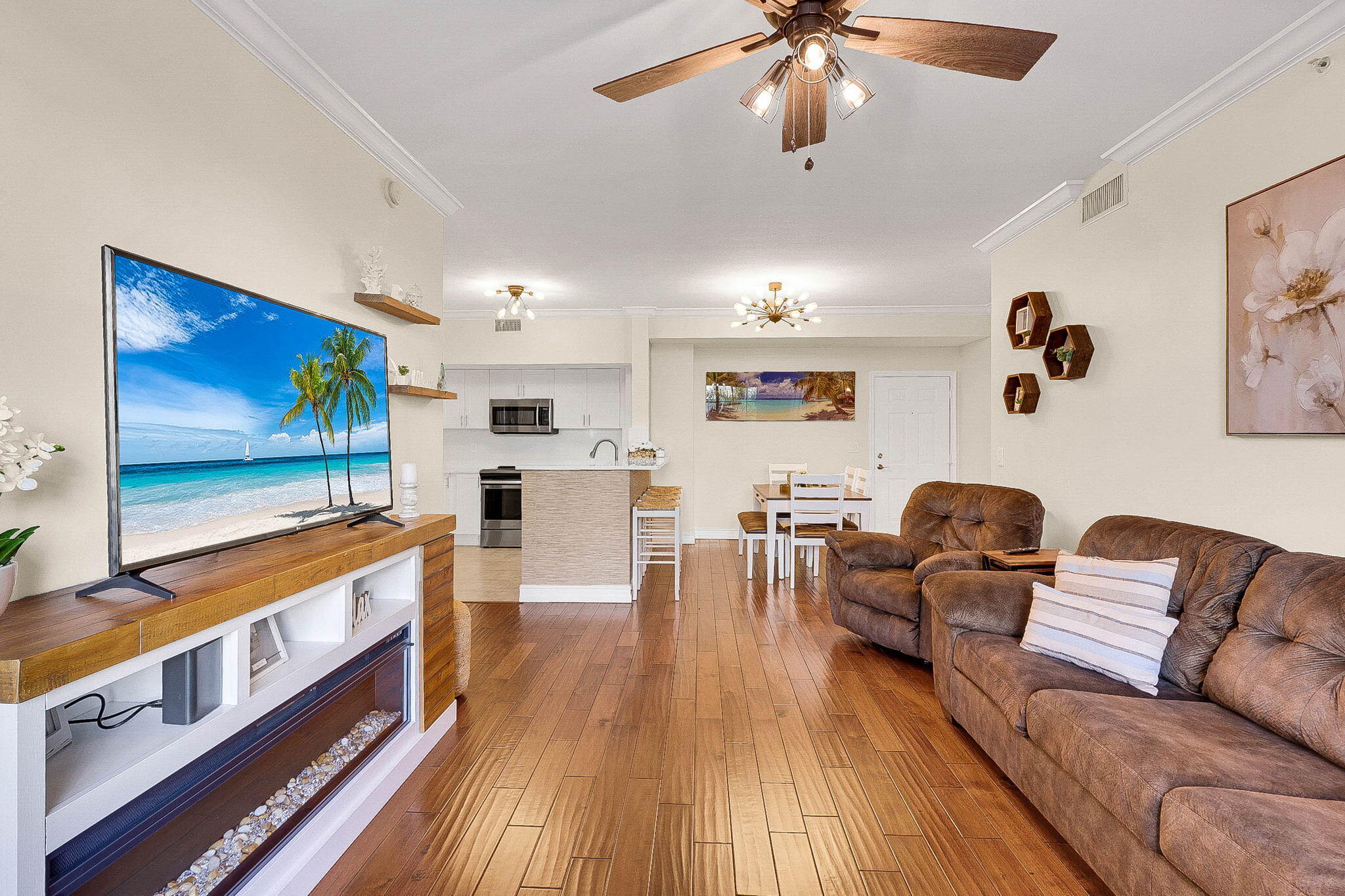 233 South Federal Highway, Unit 403 Boca Raton, FL 33432 - Photo 25 of 60 Great Room