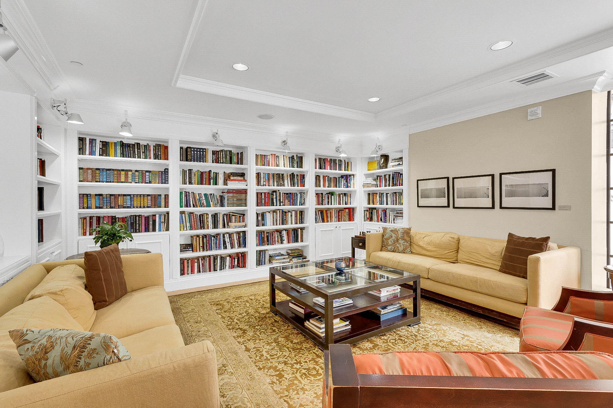 233 South Federal Highway, Unit 403 Boca Raton, FL 33432 - Photo 49 of 60 Club Area