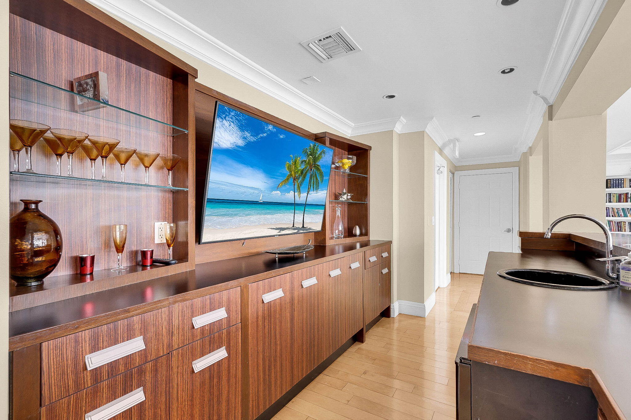 233 South Federal Highway, Unit 403 Boca Raton, FL 33432 - Photo 50 of 60 Club Area