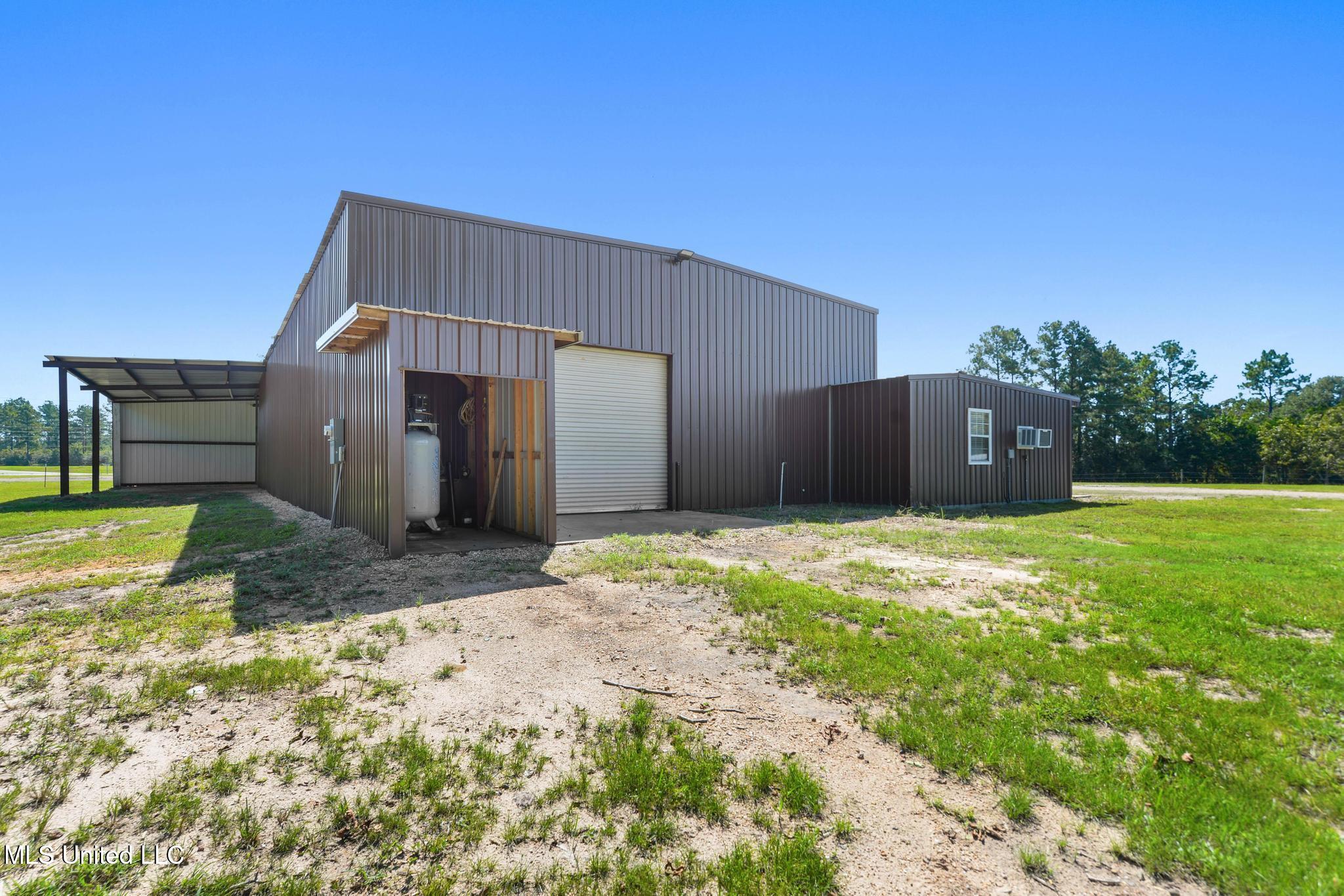 2218 Twin Creek Road Lucedale, MS 39452 - Photo 20 of 27 004