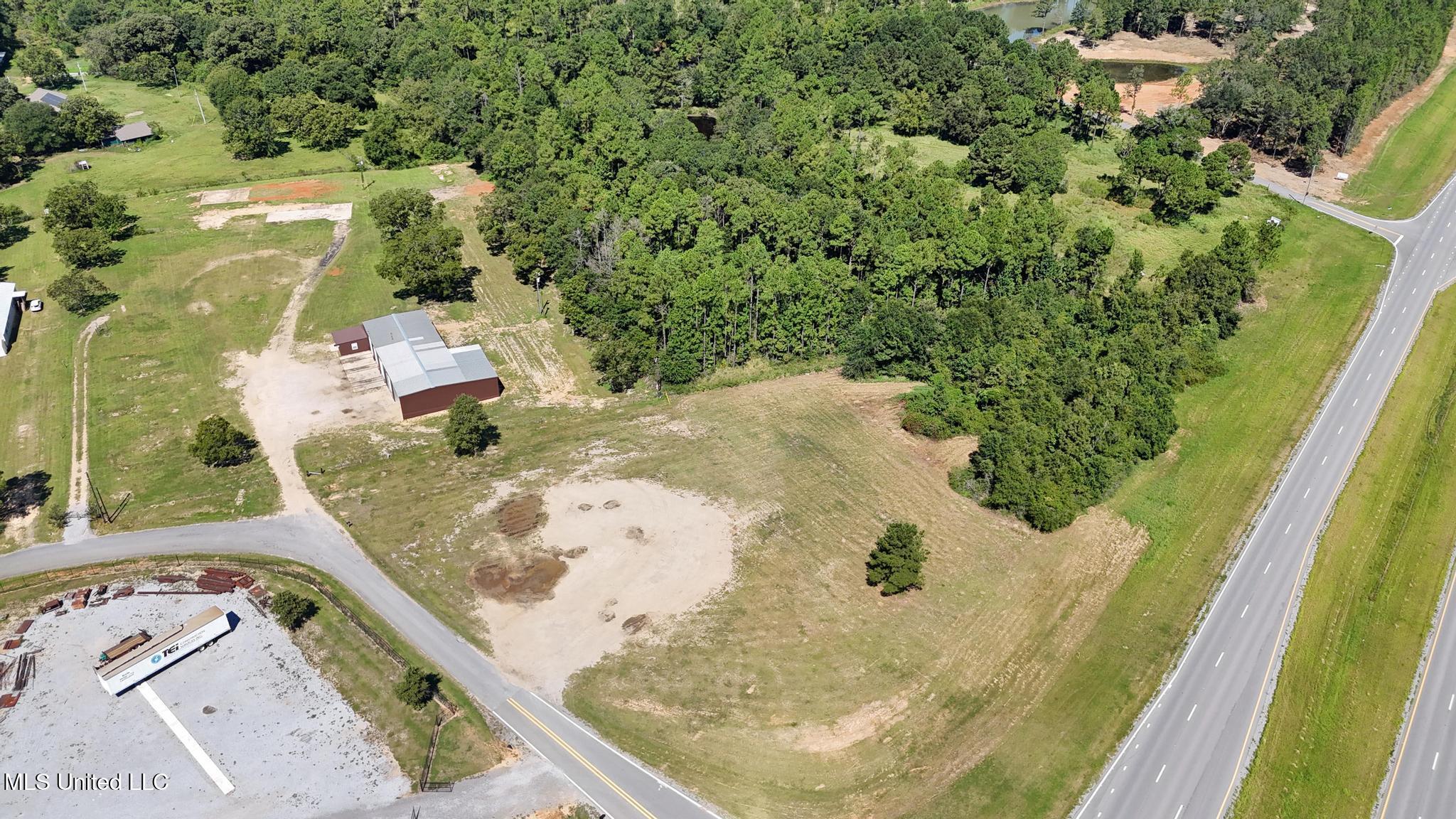 2218 Twin Creek Road Lucedale, MS 39452 - Photo 3 of 27 022