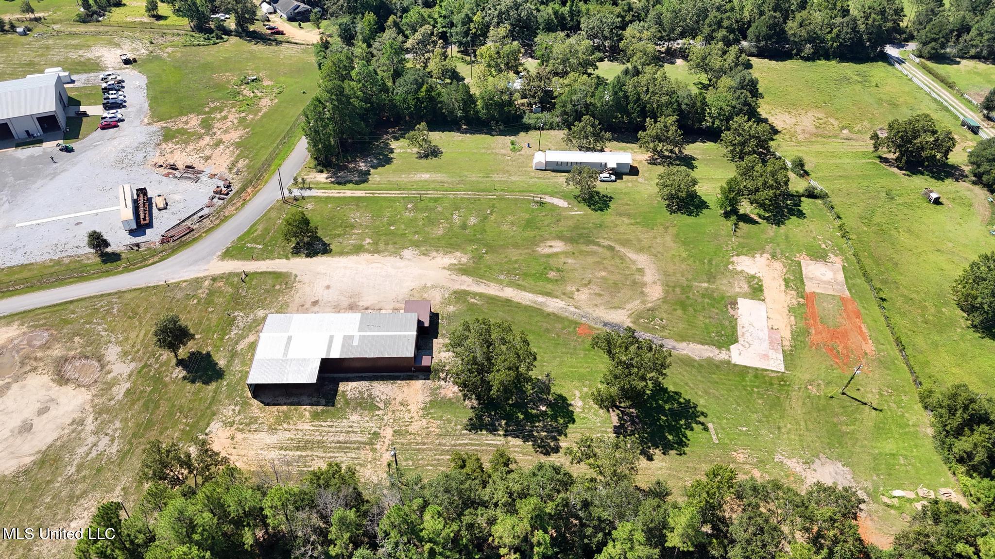 2218 Twin Creek Road Lucedale, MS 39452 - Photo 7 of 27 025