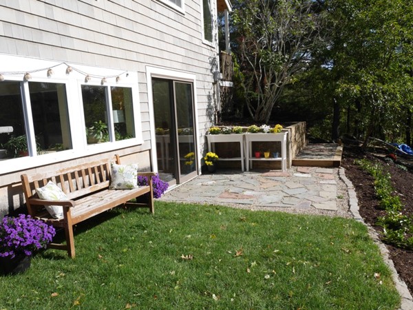 8 Savery Pond Road Plymouth, MA 02360 - Photo 4 of 26