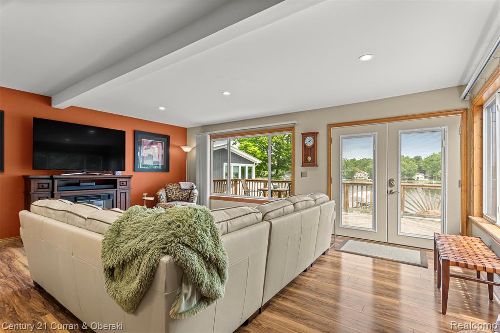 5443 Ridgemont Street Howell, MI 48843 - Photo 12 of 27
