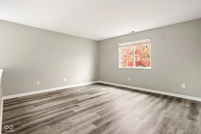 $290,000 | 9989 Worthington Boulevard, Fishers, IN 46038