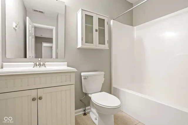 $290,000 | 9989 Worthington Boulevard, Fishers, IN 46038