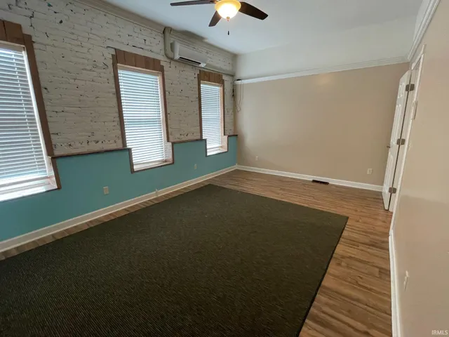 $975 | 1202 West Main Street, Unit 201, Fort Wayne, IN 46808