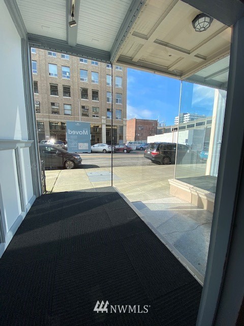 2829 Rockefeller Avenue Everett, WA 98201 - Photo 8 of 11