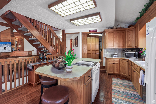 8839 Timphaven Road Provo, UT 84604 - Photo 21 of 52