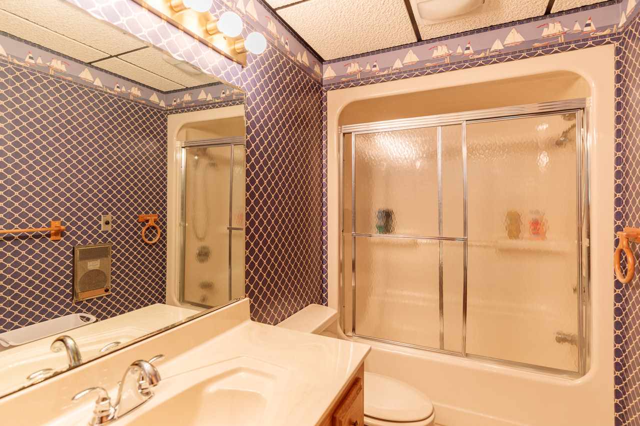 8710 East Hatchery Road Syracuse, IN 46567 - Photo 21 of 36 Gallery Image 21