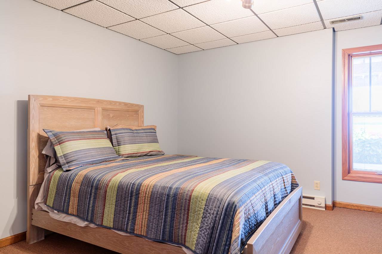 8710 East Hatchery Road Syracuse, IN 46567 - Photo 26 of 36 Gallery Image 26