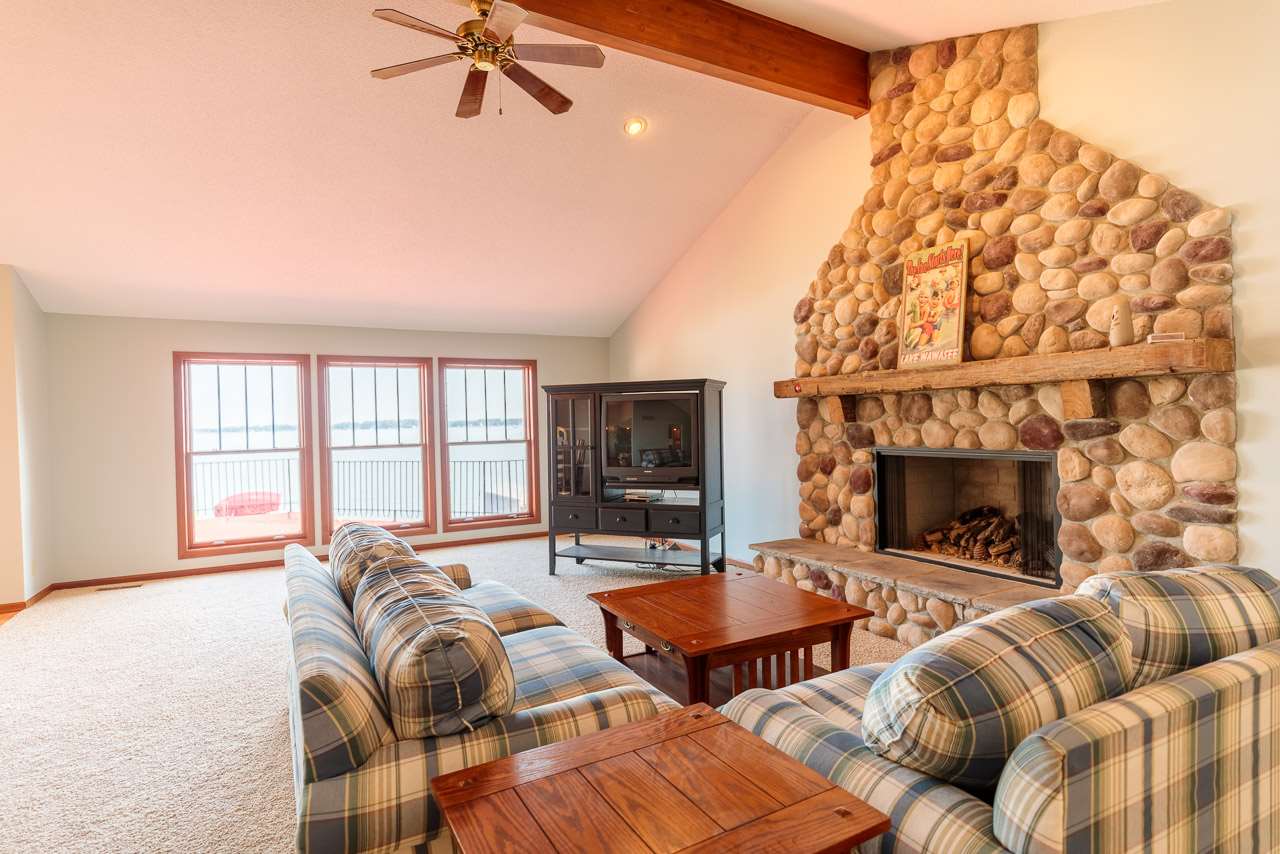 8710 East Hatchery Road Syracuse, IN 46567 - Photo 9 of 36 Gallery Image 9