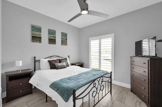 $305,000 | 12800 Melville Drive, Unit B110, Montgomery, TX 77356