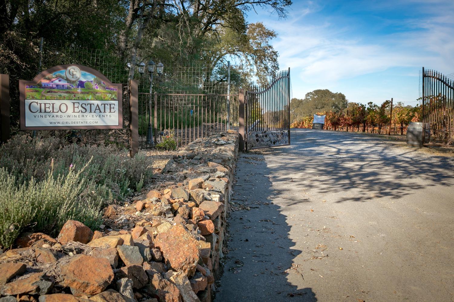 3040 Ponderosa Road Shingle Springs, CA 95682 - Photo 2 of 52 a view of a street with sitting space