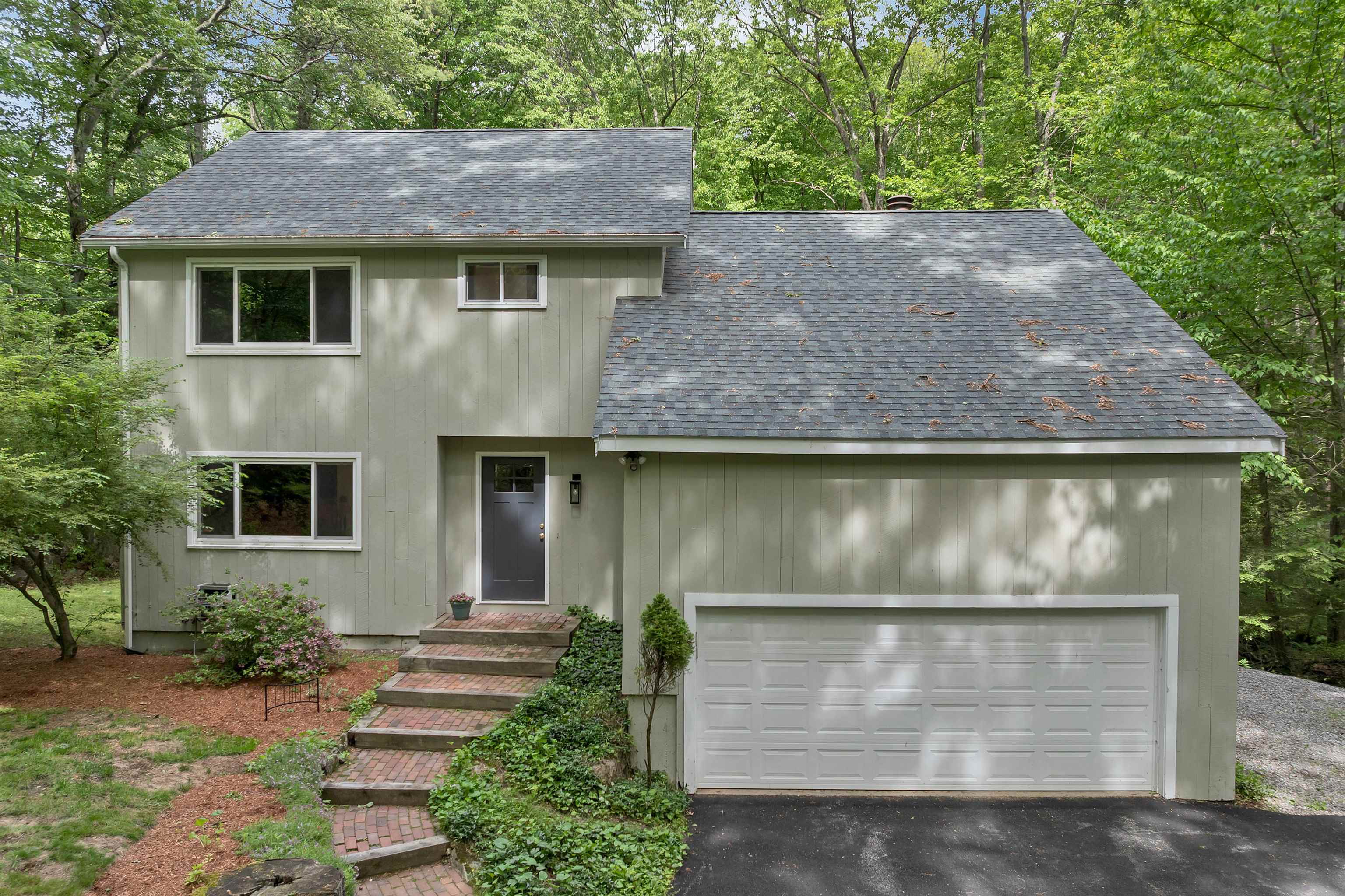 208 Liberty Hill Road Bedford, NH 03110 - Photo 1 of 29