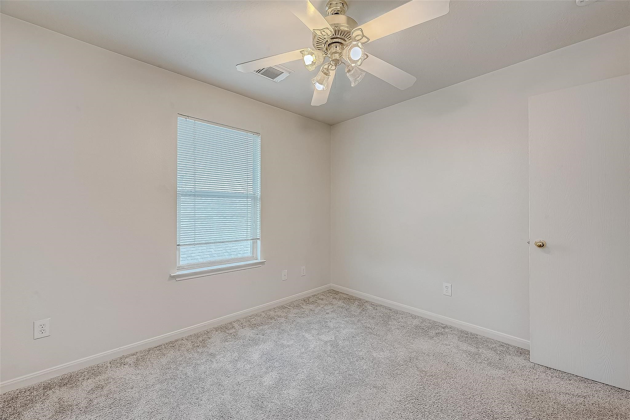 5646 Tiger Lilly Way Houston, TX 77085 - Photo 27 of 46