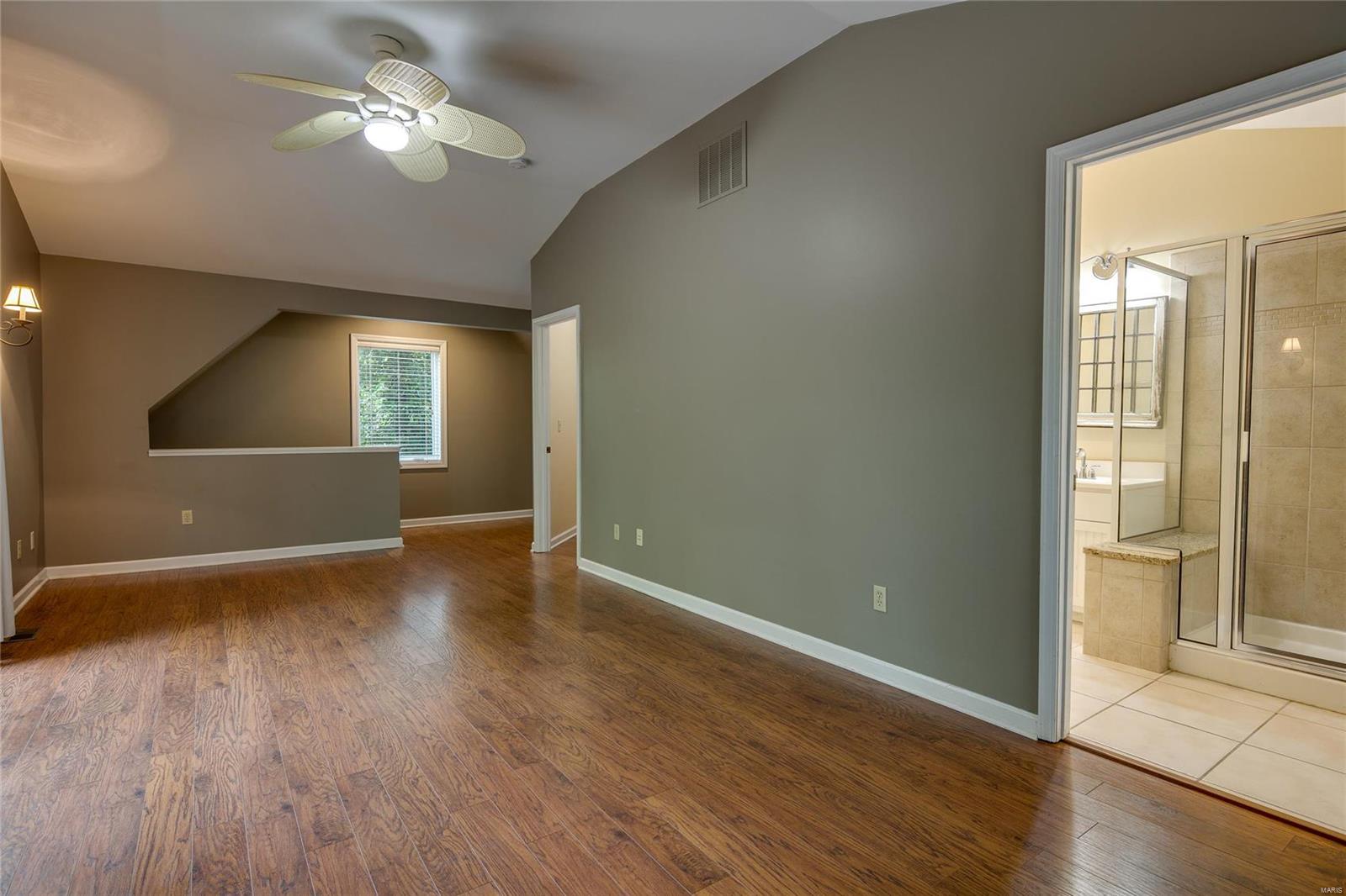 12245 Robyn Road St. Louis, MO 63127 - Photo 7 of 22