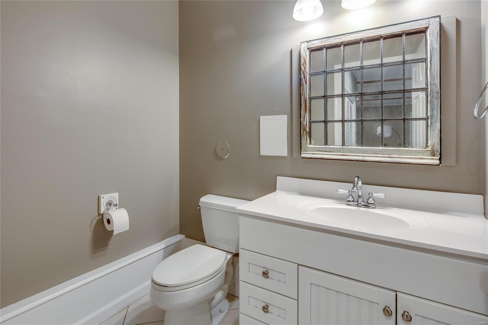 12245 Robyn Road St. Louis, MO 63127 - Photo 8 of 22