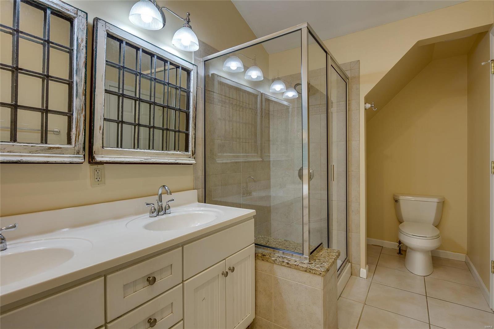 12245 Robyn Road St. Louis, MO 63127 - Photo 10 of 22