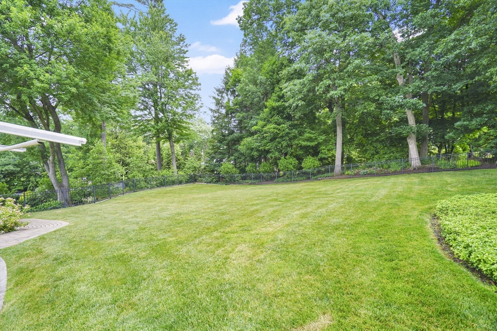 125 East Allen Ridge Road Springfield, MA 01118 - Photo 42 of 42
