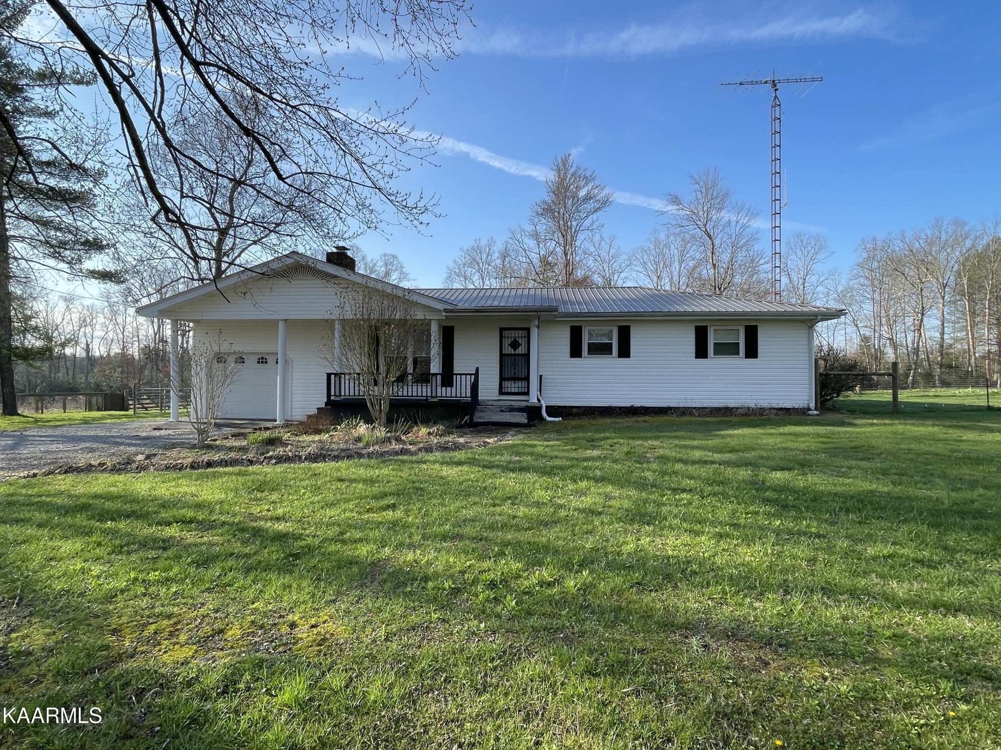 2360 Roslin Road Clarkrange, TN 38553 - Photo 11 of 58 a front view of a house with a garden