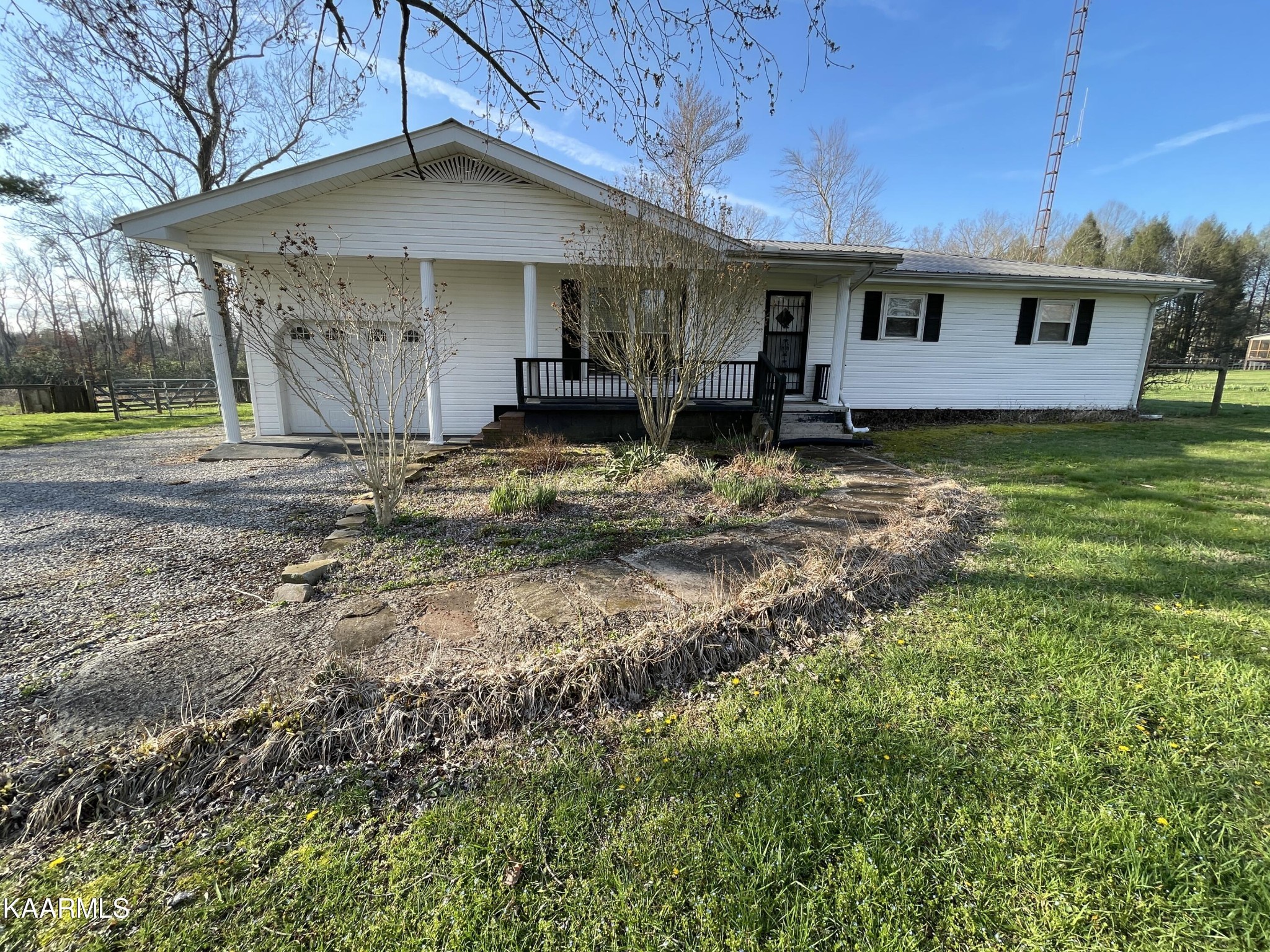 2360 Roslin Road Clarkrange, TN 38553 - Photo 14 of 58 a view of a house with a yard