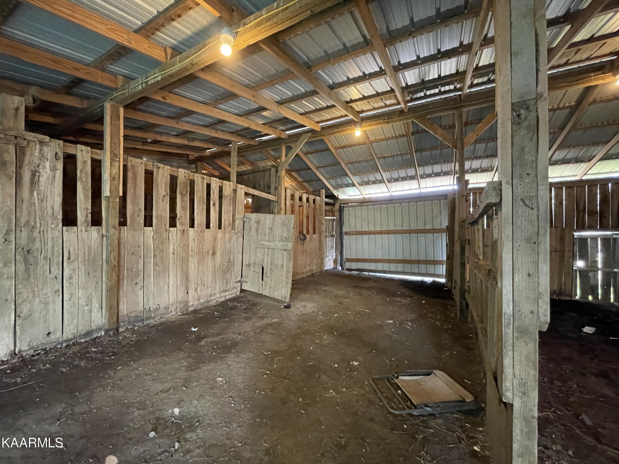2360 Roslin Road Clarkrange, TN 38553 - Photo 51 of 58 a view of a garage