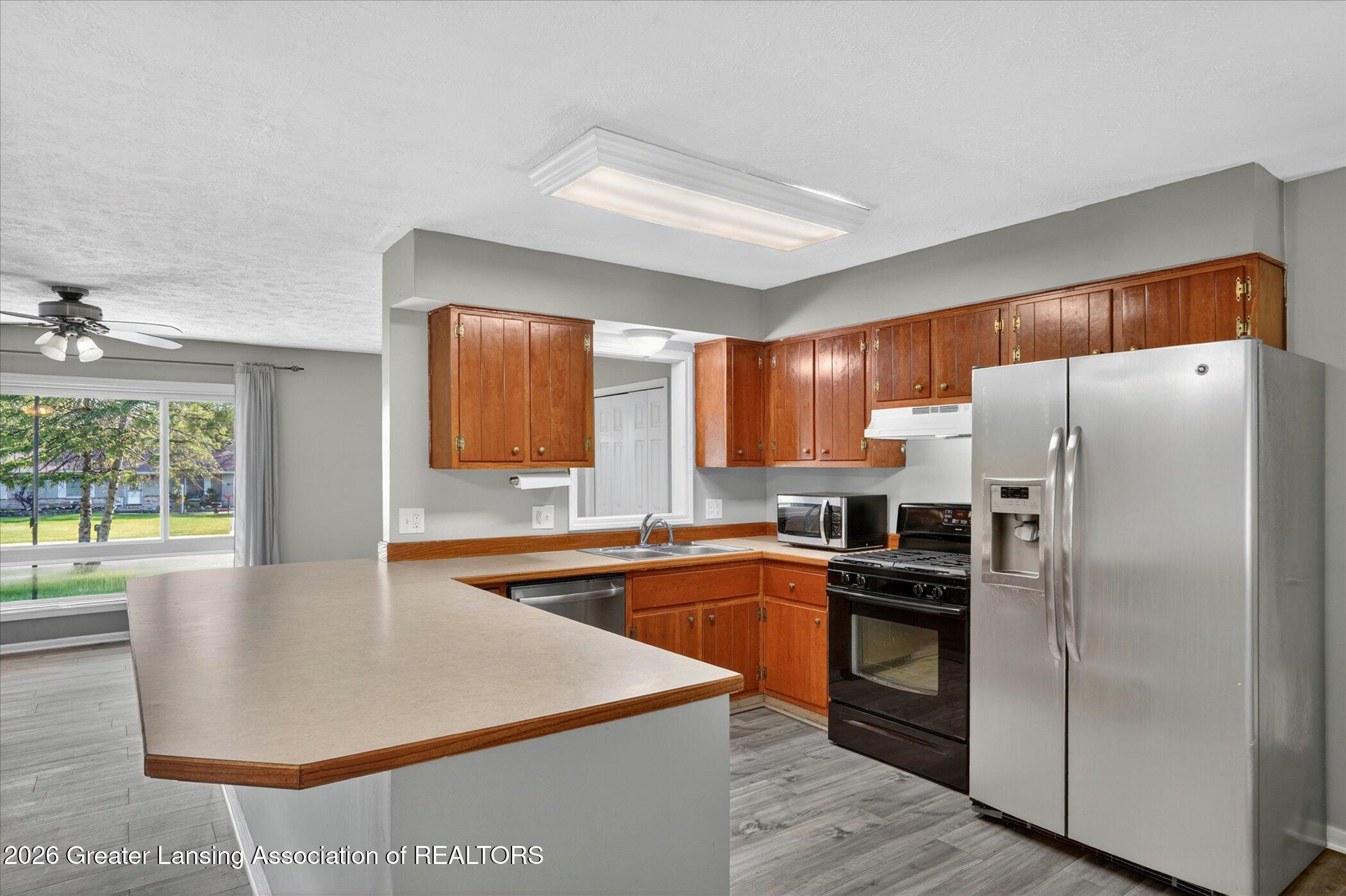 2037 Webster Road Lansing, MI 48917 - Photo 10 of 29