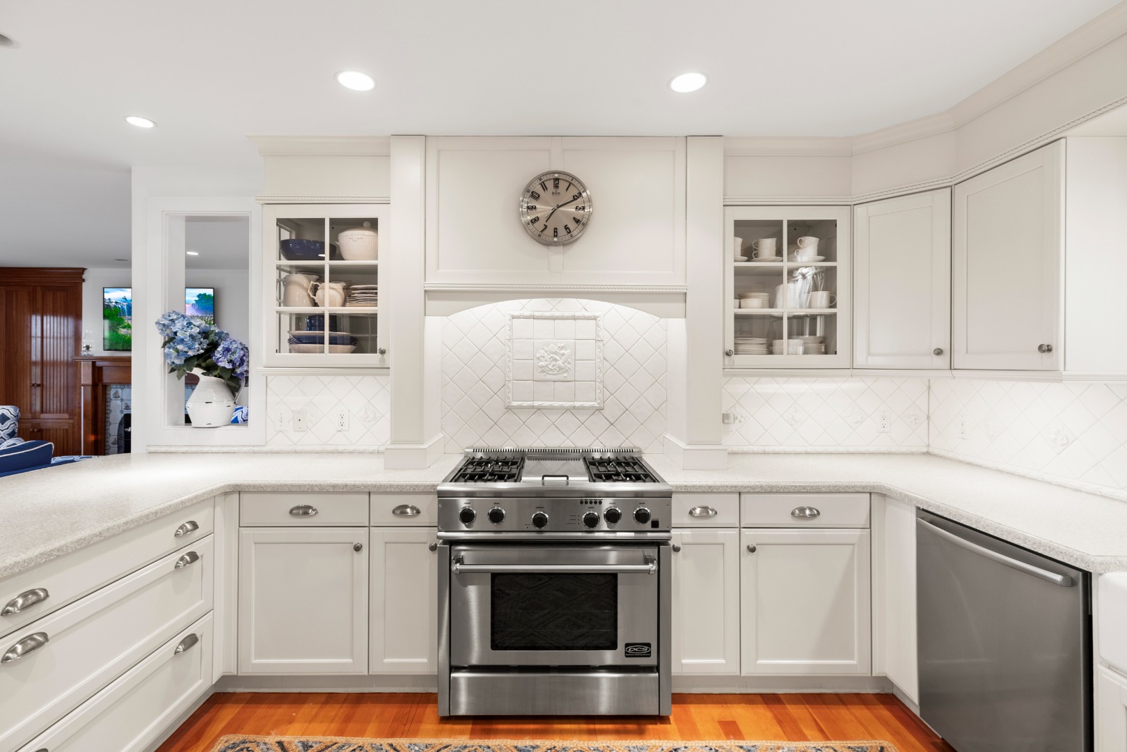 40 Low Beach Road Nantucket, MA 02554 - Photo 17 of 29