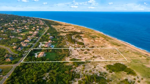 $10,900,000 | 40 Low Beach Road, Nantucket, MA 02554