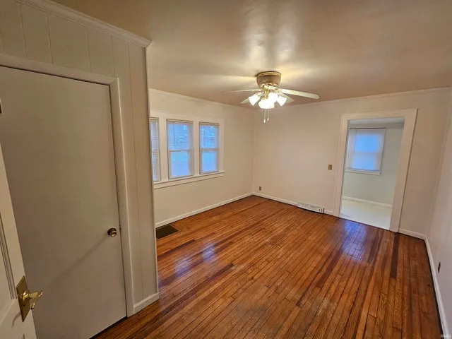 $159,900 | 862 Ridgeway Avenue, Vincennes, IN 47591