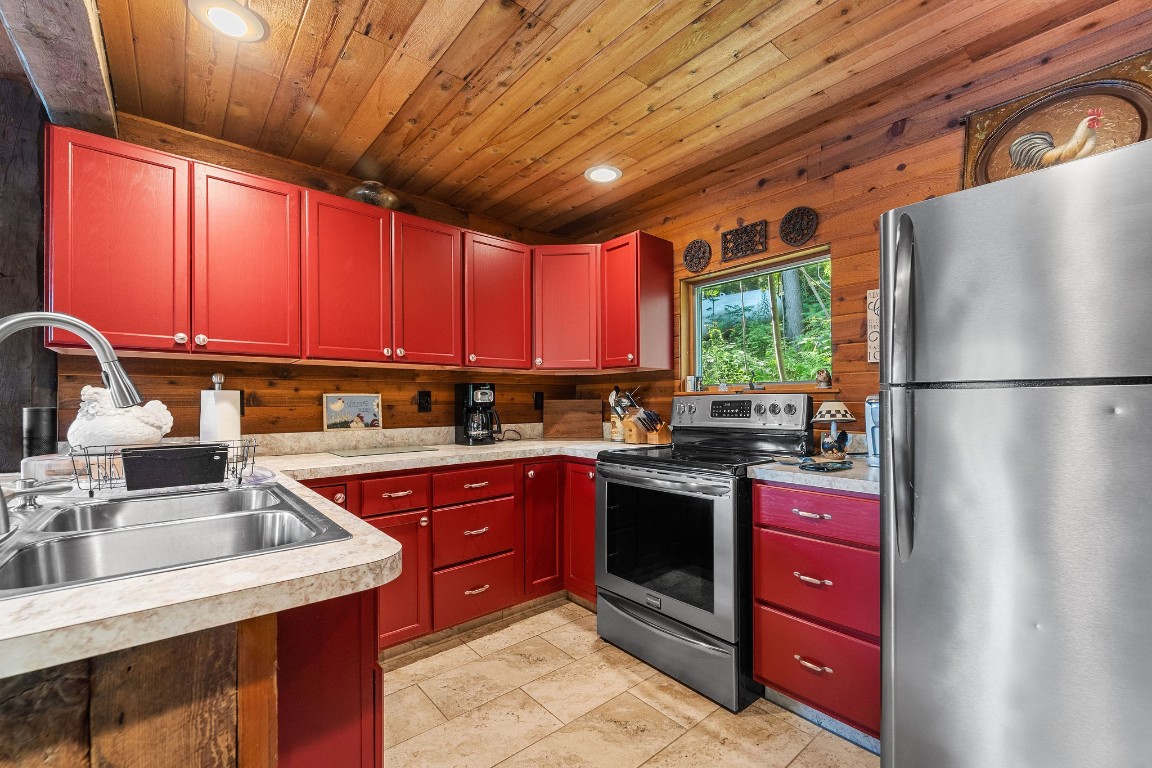 172 Warren Road New Milford, PA 18834 - Photo 15 of 35 Gallery Image 15