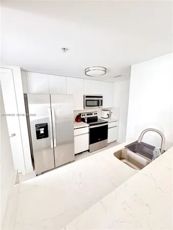 $3,400 | 1861 Northwest S River Drive, Unit 1501, Miami, FL 33125