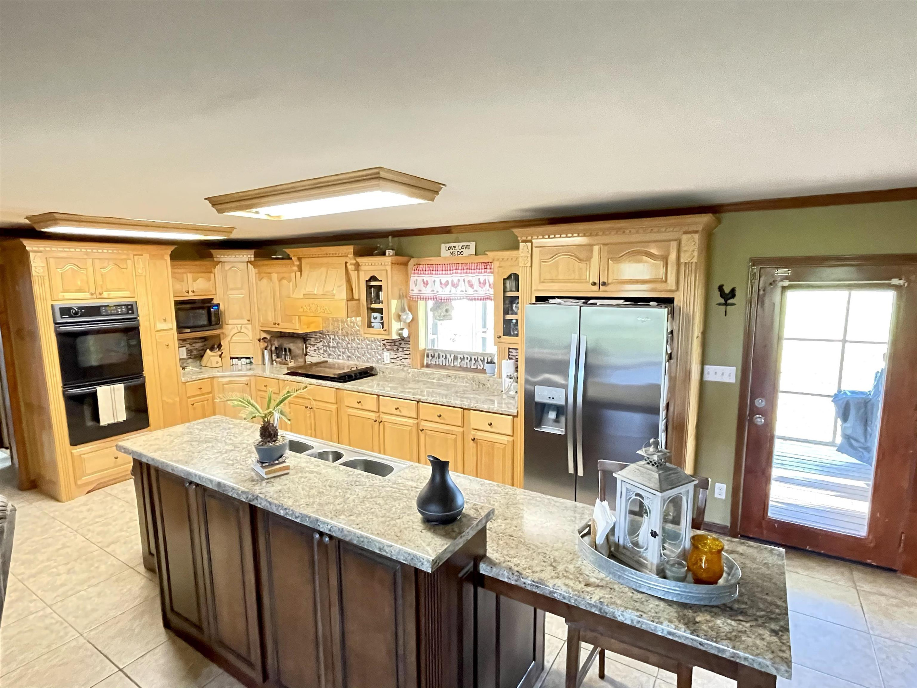1010 Plainview Road Henderson, TN 38340 - Photo 9 of 24 Photo 9