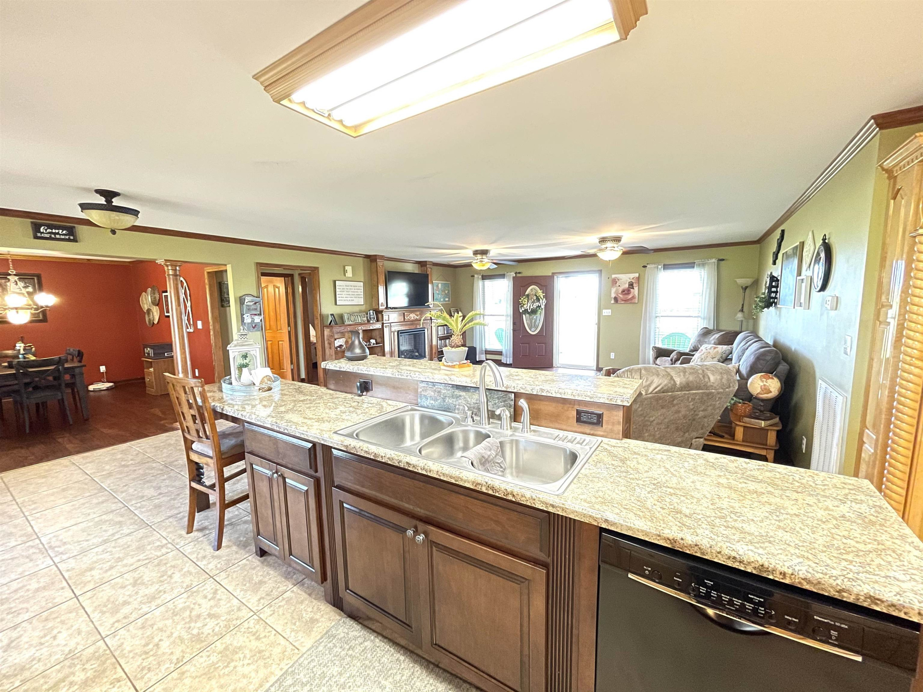 1010 Plainview Road Henderson, TN 38340 - Photo 10 of 24 Photo 10