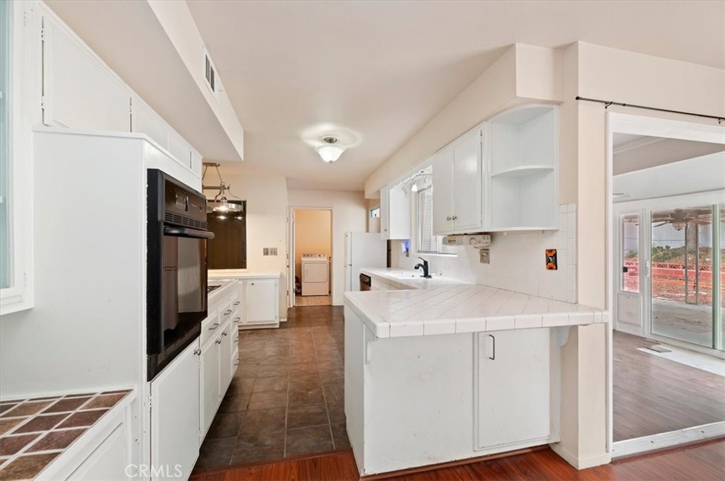 27190 Pinehurst Road Menifee, CA 92586 - Photo 14 of 29