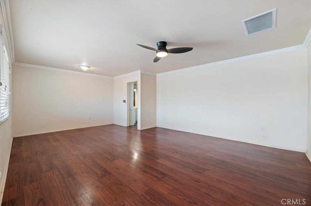 27190 Pinehurst Road Menifee, CA 92586 - Photo 5 of 29