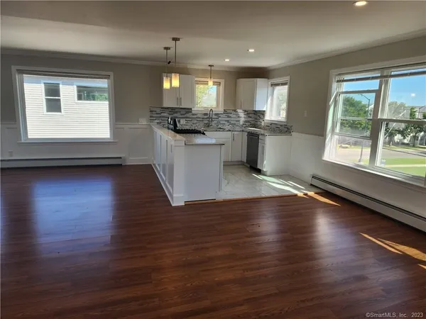 $2,450 | 120 Downing Street, Unit 3, New Haven, CT 06513