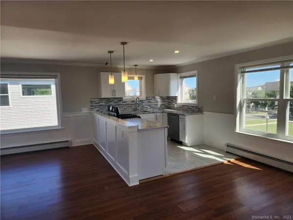 $2,450 | 120 Downing Street, Unit 3, New Haven, CT 06513