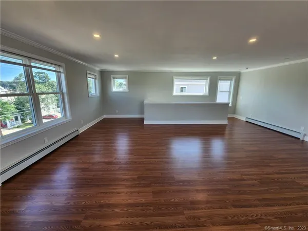 $2,450 | 120 Downing Street, Unit 3, New Haven, CT 06513