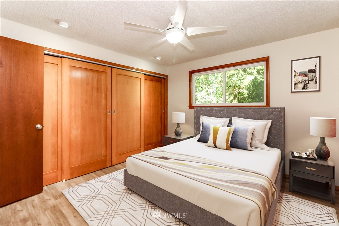 12364 Southeast 96th Place Renton, WA 98056 - Photo 11 of 22 Gallery Image 11