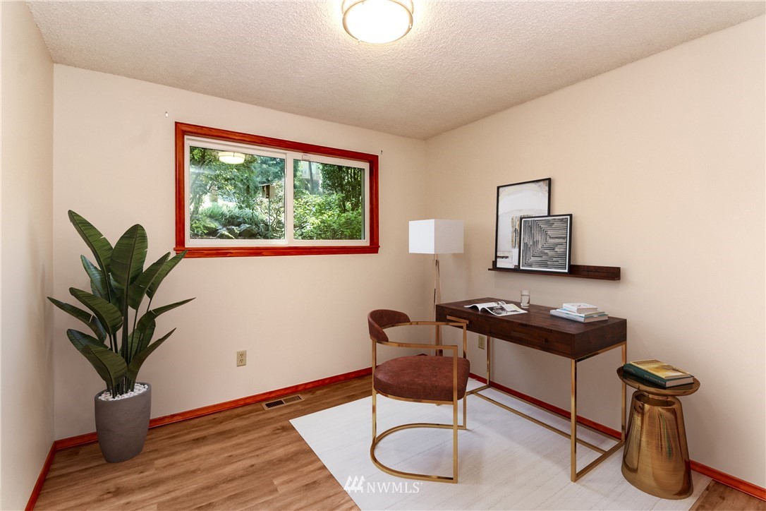 12364 Southeast 96th Place Renton, WA 98056 - Photo 16 of 22 Gallery Image 16