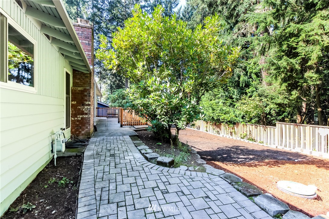 12364 Southeast 96th Place Renton, WA 98056 - Photo 19 of 22 Gallery Image 19
