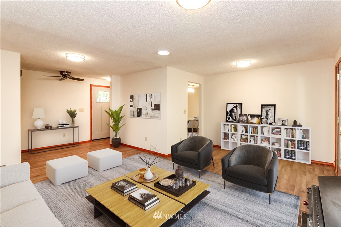 12364 Southeast 96th Place Renton, WA 98056 - Photo 3 of 22 Gallery Image 3