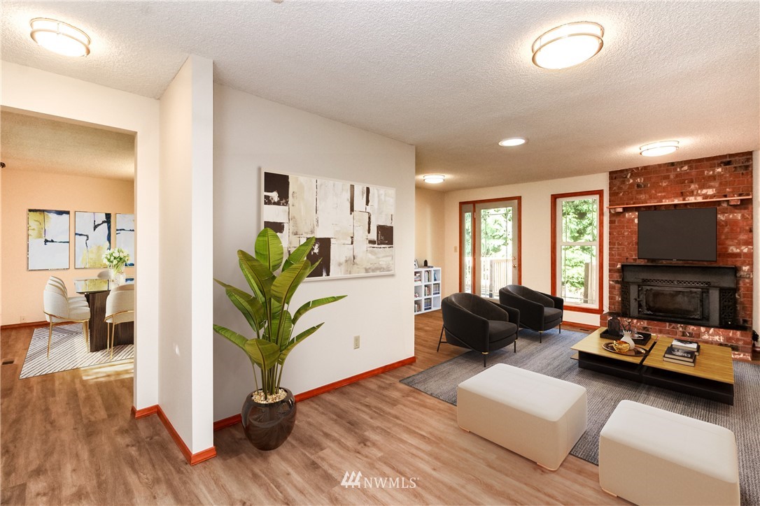 12364 Southeast 96th Place Renton, WA 98056 - Photo 5 of 22 Gallery Image 5