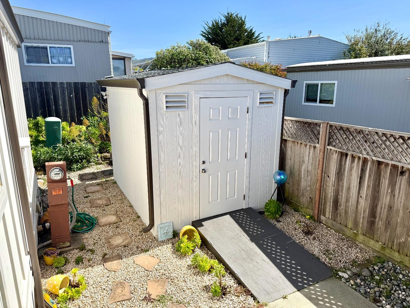 8 Lighthouse Road, Unit 8 Half Moon Bay, CA 94019 - Photo 17 of 21