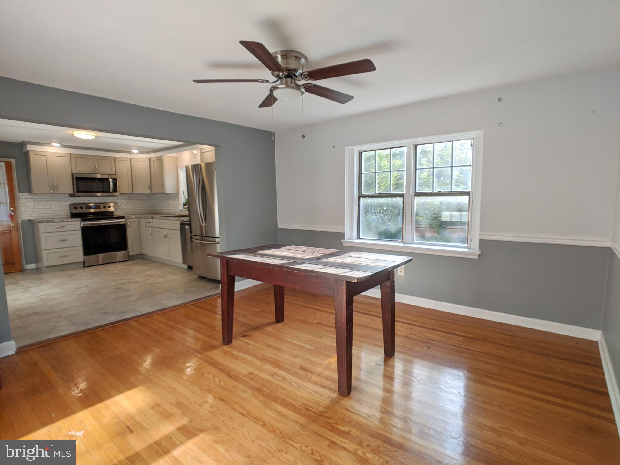 424 Norristown Road Horsham, PA 19044 - Photo 5 of 17 Bright dining room