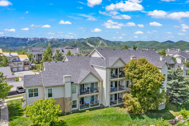 900 Bitner Road, Unit K25 Park City, UT 84098 - Photo 2 of 35 Multi-story property with light-toned siding and stone accents