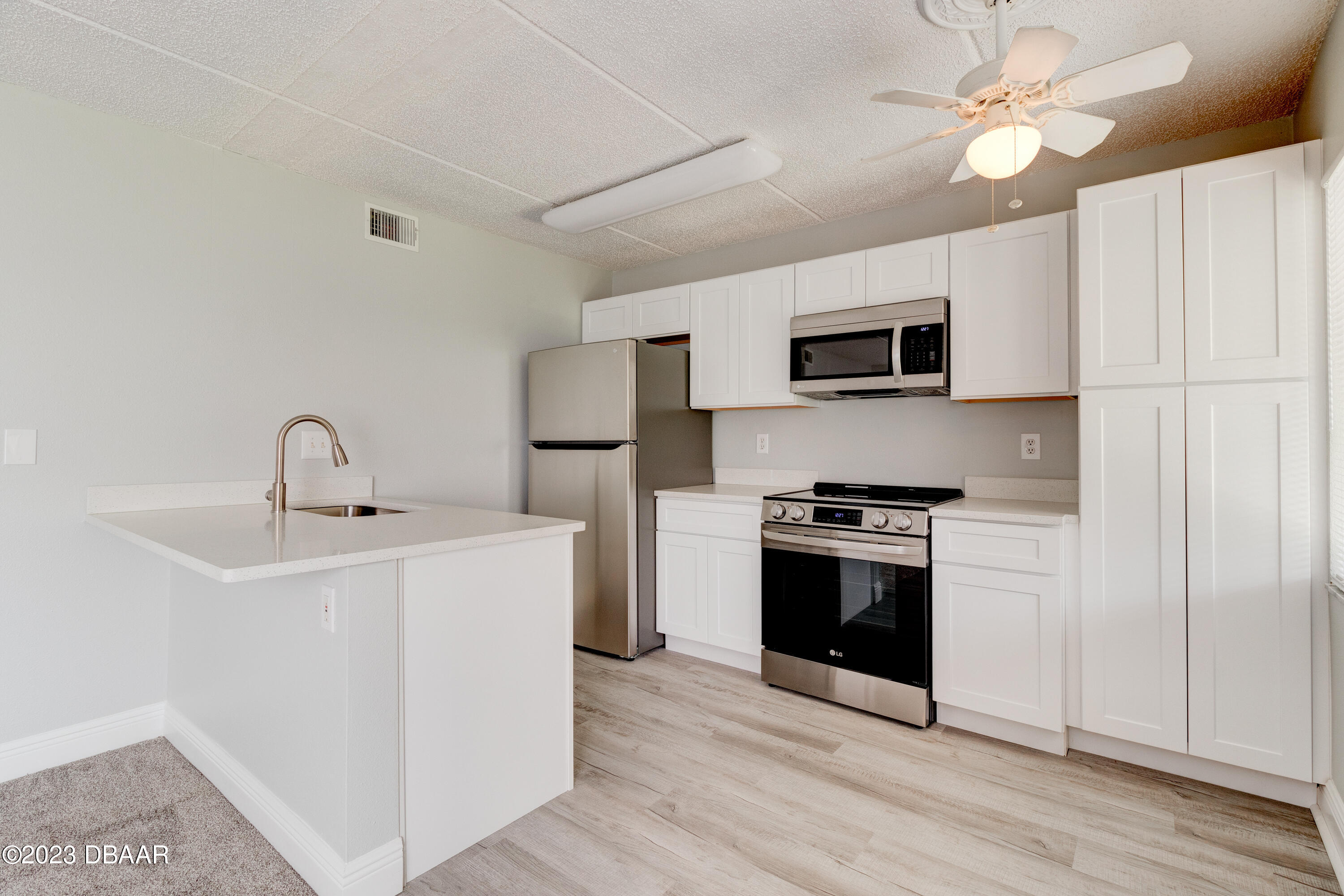 1601 Big Tree Road, Unit 1101 Daytona Beach, FL 32119 - Photo 6 of 23 8-1601-Big-Tree-1101-16