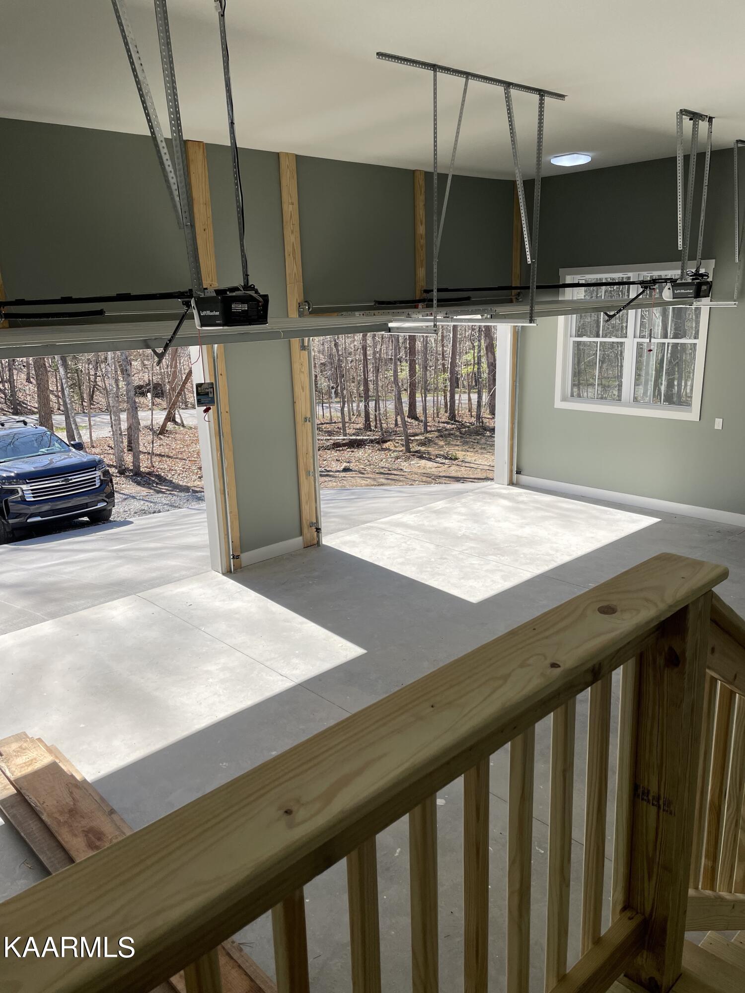 1515 East Overlook Road Monterey, TN 38574 - Photo 22 of 24 2 Car Garage